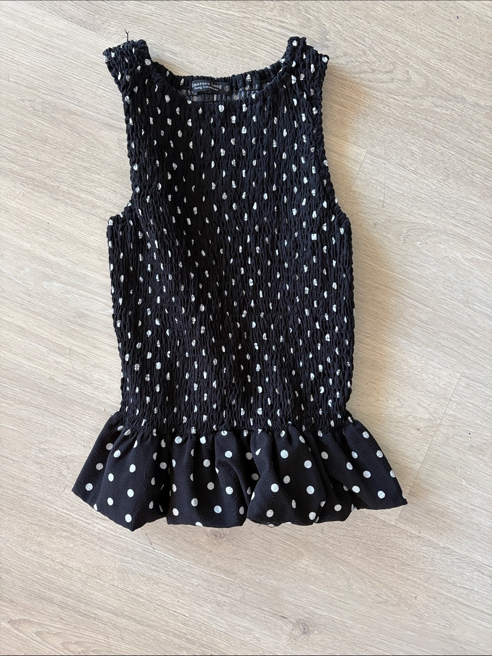 Polka dot scrunch top